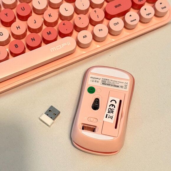 Pink Wireless Typewriter Keyboard and Mouse Set - Picture 4 of 6